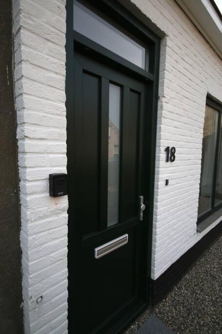 Het Pareltje Van Walsoorden Met Sauna -Extra Bijboeken- Vila Exterior foto
