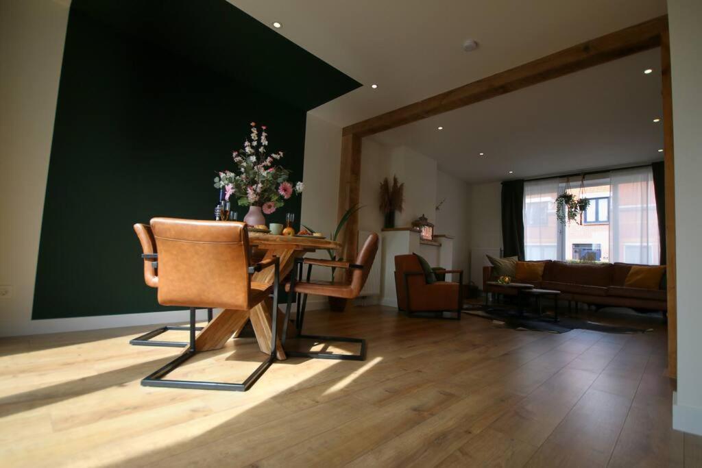 Het Pareltje Van Walsoorden Met Sauna -Extra Bijboeken- Vila Exterior foto
