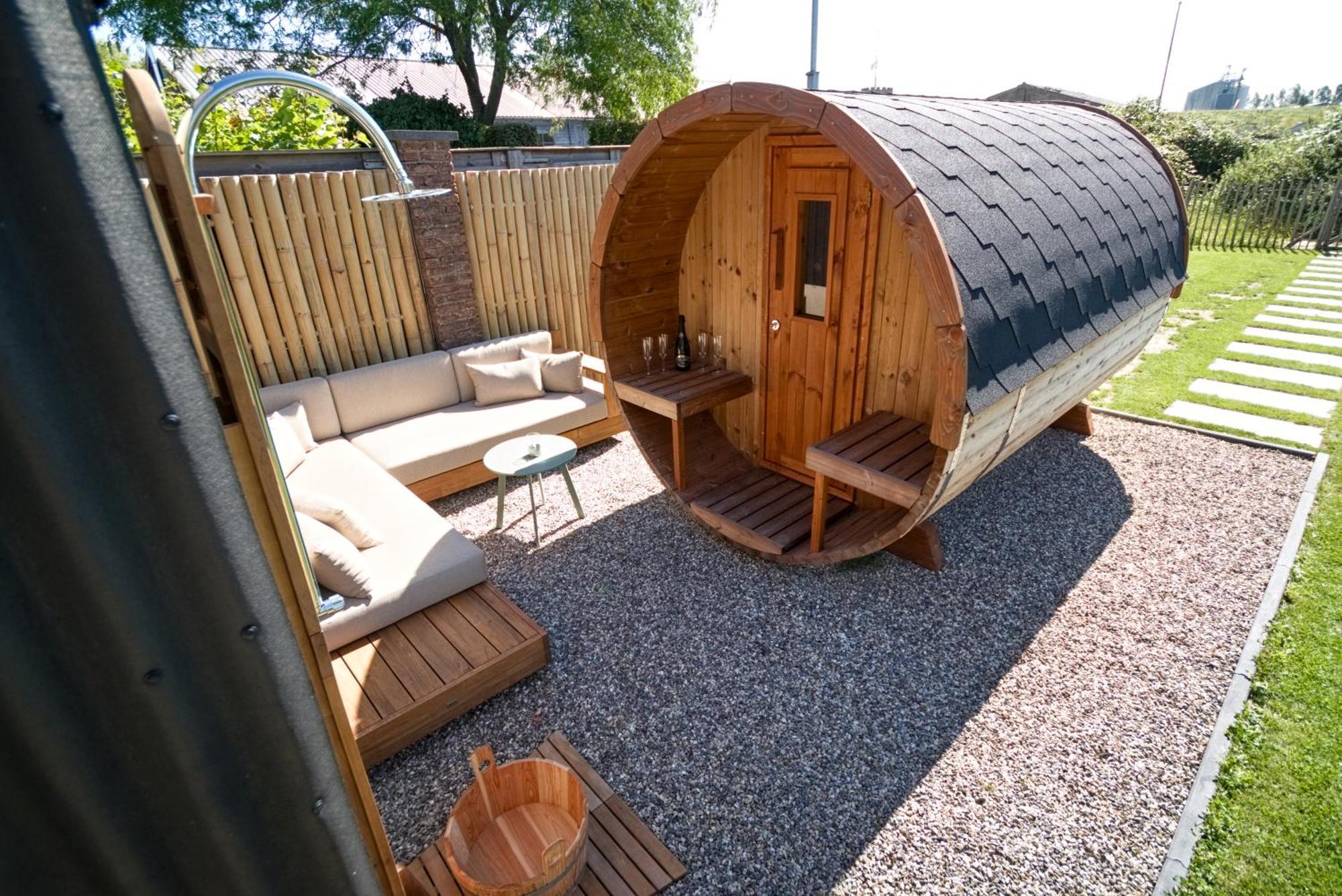 Het Pareltje Van Walsoorden Met Sauna -Extra Bijboeken- Vila Exterior foto